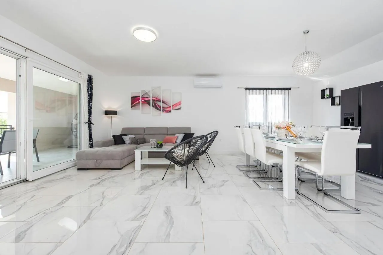 Villa Silentium Zadarvillas Pristeg
